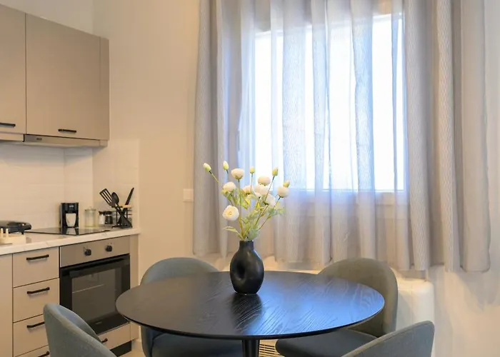 Apartament Sotale *